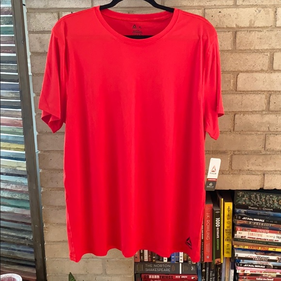 NWT Reebok Dri-Fit TShirt - Picture 1 of 3